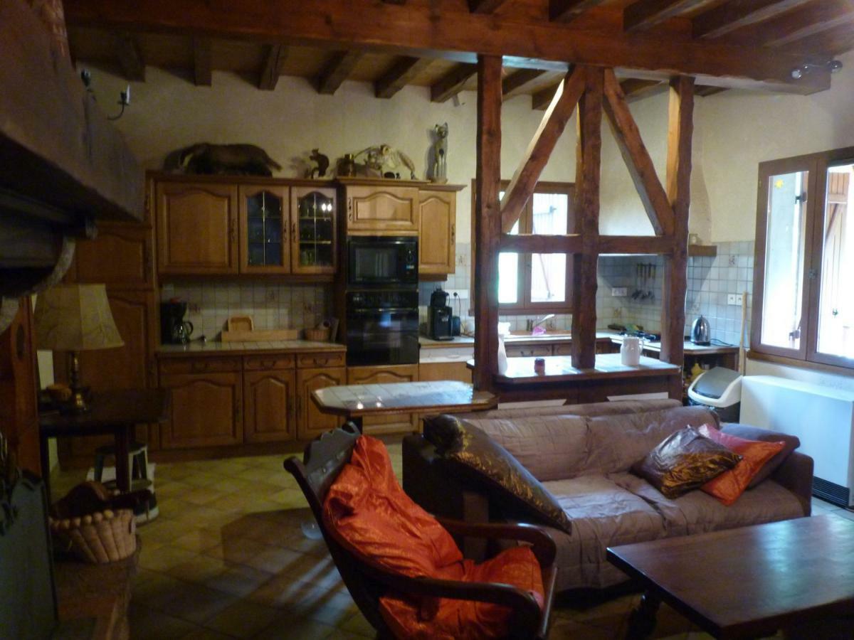 Gite Familial Fouga Bareilles Exterior photo